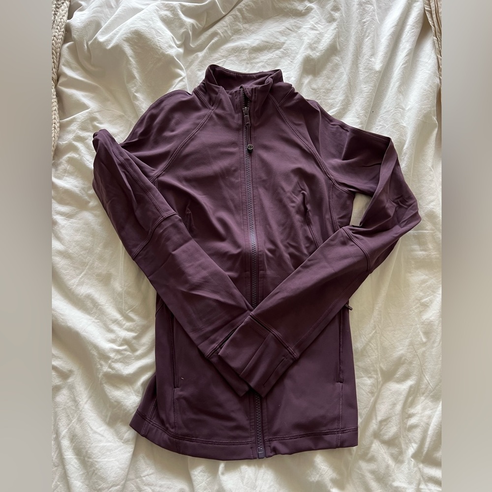 lululemon nulu jacket size 4